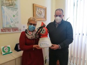 Ronciglione - Il vicepresidente Ginnasi e il dirigente scolastico Laura P. Bonelli