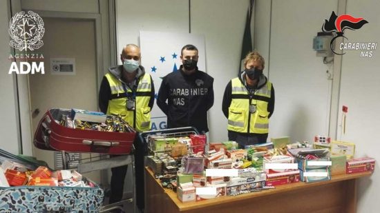 I farmaci anti-Covid sequestrati dai Nas a Fiumicino