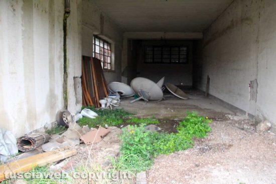 Viterbo - La discarichetta dell'ex caserma di via Palmanova