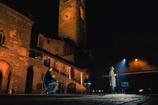 Marco Mengoni a Brescia trasmesso da Rai1