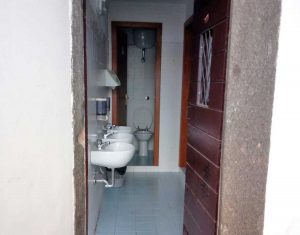 Viterbo - Bagni nei giardini di palazzo dei Priori riaperti