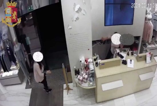 La tentata rapina a Milano