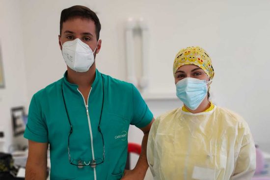 Caredent Viterbo - Lo staff clinico, il dottor Alberti e Romina