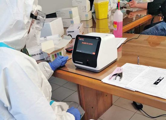 Montefiascone - Lo screening Covid all'Iiss Dalla Chiesa