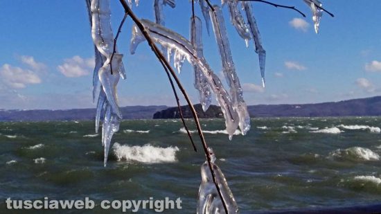 Marta - Il lungolago ghiacciato