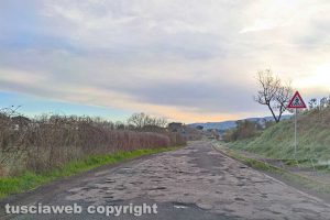 Vetralla - Buche in strada Forocassio