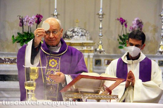 Viterbo - Il vescovo Lino Fumagalli