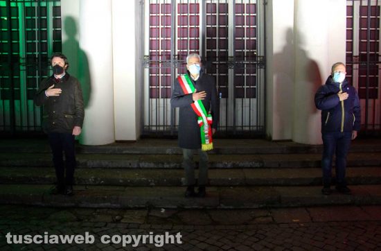 Viterbo - Il sindaco Giovanni Arena (al centro), l'assessore Marco De Carolis (sinistra) e il consigliere Luigi Buzzi 