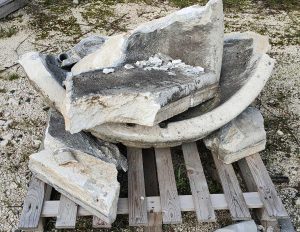 Sutri - La vasca della fontana