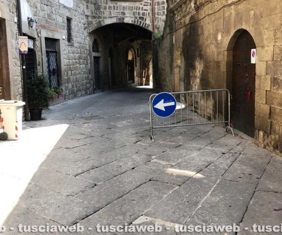 Viterbo - Transenna a San Pellegrino