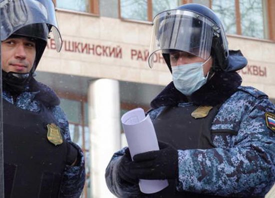 Russia, fermati dalla polizia 200 politici d'opposizione