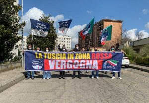 Viterbo - Fratelli d'Italia manifesta contro la zona rossa