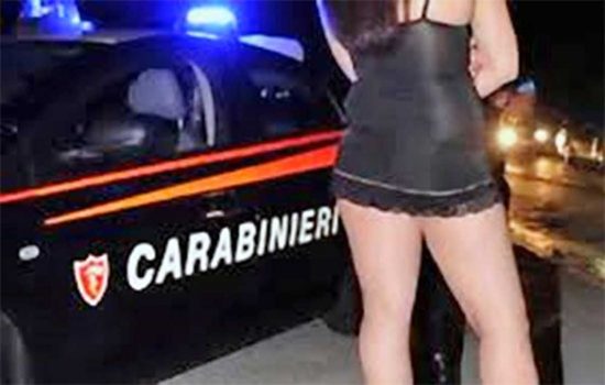 Prostituzione - Controllo dei carabinieri