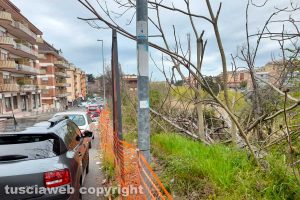 Viterbo - Il marciapiedi di via Belluno
