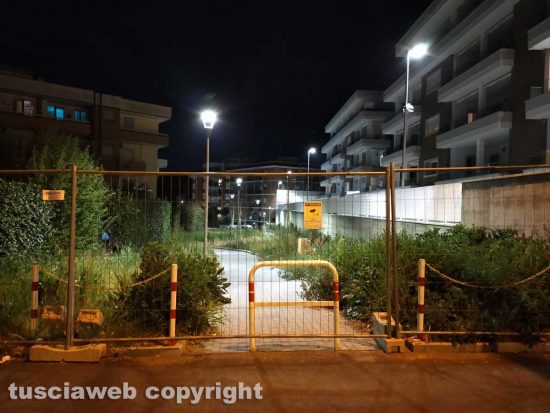 Viterbo - Strada pedonale tra via Monti Cimini e via Monte Bianco