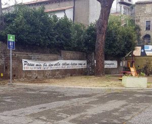 Viterbo - Segnaletica d'emergenza per calamità