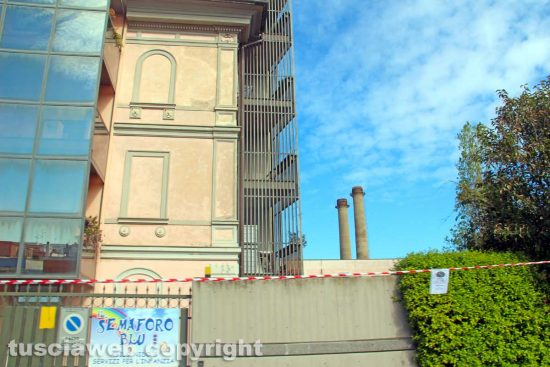 Civitavecchia - Le torri dell'ex cementificio della città