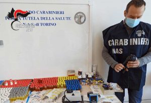 Torino - Carabinieri Nas - I farmaci sequestrati