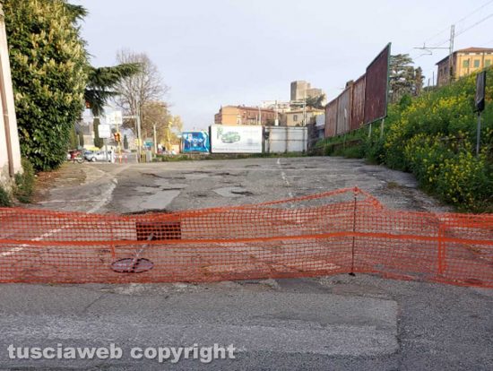 Viterbo - Il parcheggio di via Zelli Pazzaglia