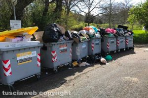 Viterbo - L'isola ecologica in strada Canale