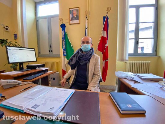 Viterbo - Il dirigente scolastico Luca Damiani