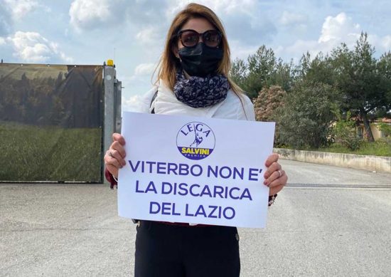 Viterbo - Il sit-in della Lega - Elisa Cepparotti