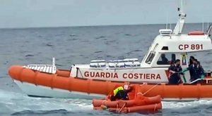 Civitavecchia - Guardia costiere - A fuoco catamarano