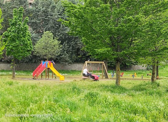 Viterbo - Parco giochi alla Grotticella