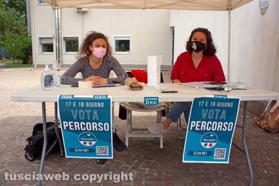 Viterbo - Unitus - Uno dei banchetti della lista Percorso