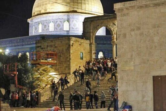 Gli scontri a Gerusalemme