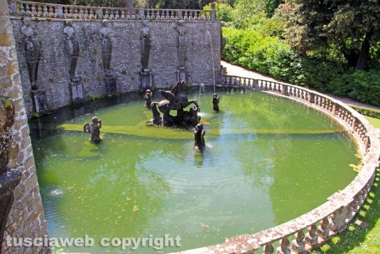 Viterbo - Bagnaia - La fontana del Pegaso