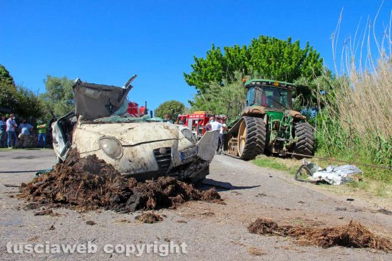 Viterbo - Incidente mortale in strada Montarone a Castel d'Asso