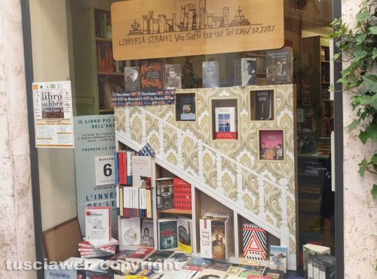 Viterbo - Annus horribilis alla libreria Straffi di via Saffi