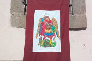 Vitorchiano - Gli studenti realizzano gli stendardi di San Michele