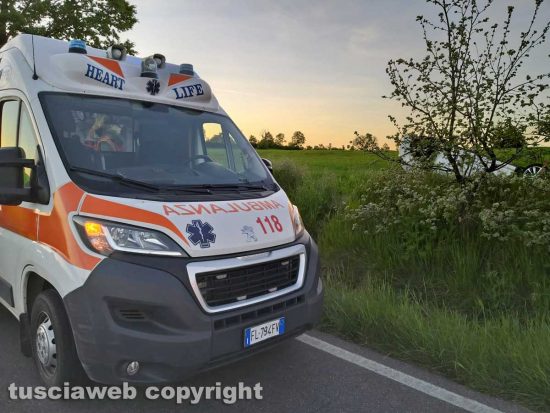 Incidente sulla Umbro-Casentinese - L'ambulanza