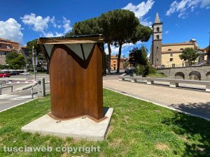 Viterbo - Coronavirus - Il monumento che sarà inaugurato domani al Sacrario