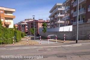 Viterbo - Il collegamento pedonale tra via Monti Cimini e via Monte Bianco