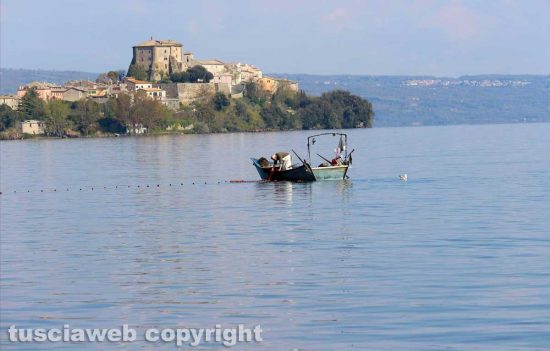 Capodimonte e la pesca sul lago