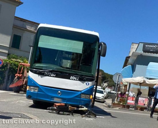 Tuscania - Pullman contro bici