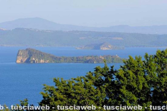 Da Gradoli isola Bisentina, Martana, Montefiascone e i Cimini