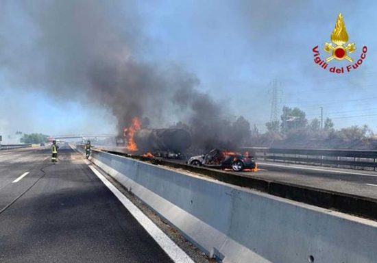Piacenza - Incidente tra mezzi pesanti sull'A1