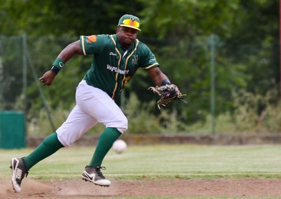 Bryan Gomez in terza base