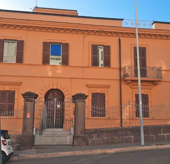 L'Viterbo - L'esterno dell'ufficio Legal 