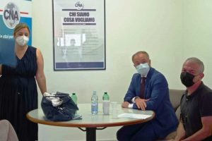 Civitavecchia - L'assessora regionale Roberta Lombardi nella sede della Cna