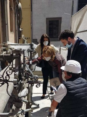 Viterbo - Restaurato il balcone del Palazzo del Podestà