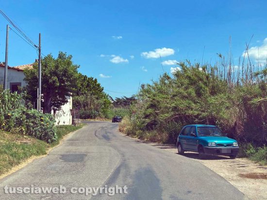 Viterbo - Strada Montarone spalle Castel d'Asso