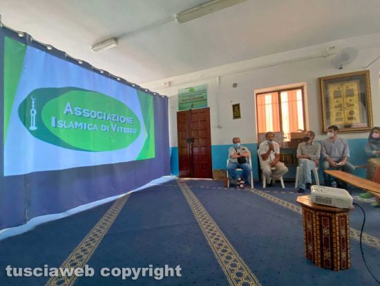Viterbo - L'incontro tra studenti