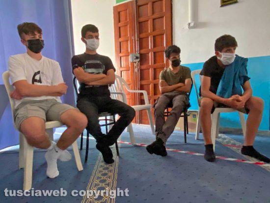 Viterbo - L'incontro tra studenti