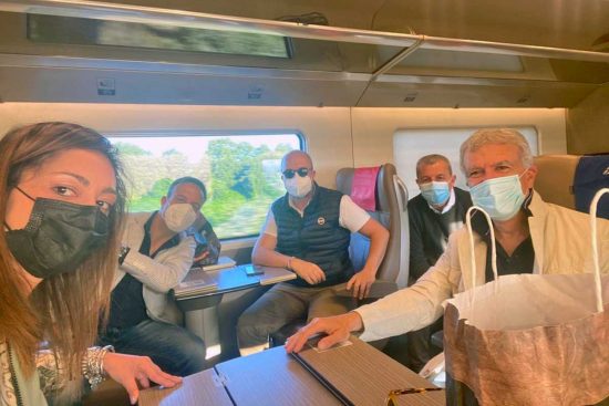 Orte - Alcuni esponenti di Fdi sul treno ad alta velocità