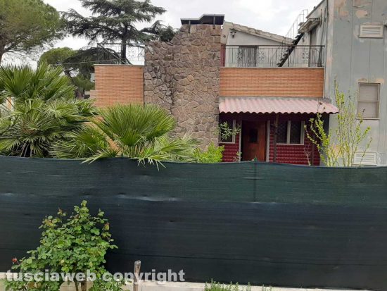 Tarquinia - L'abitazione nel degrado a via Quintiana